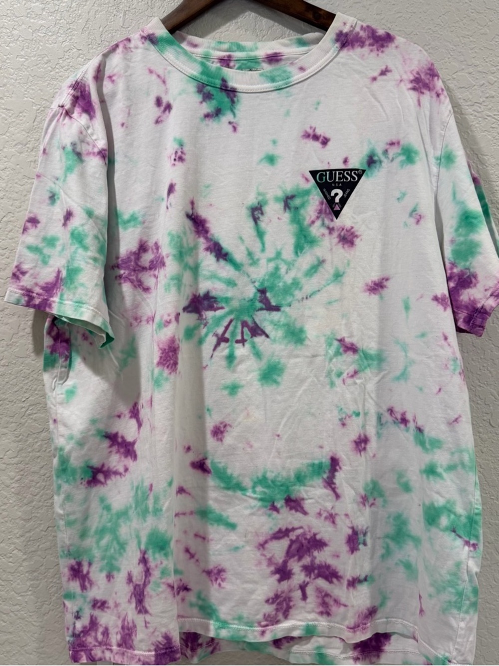 Guess Men's Short Sleeve Basic Tie-dye Logo Graphic T-Shirt Size Large - Picture 3 of 8